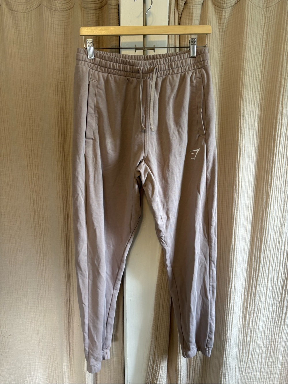 Gymshark Sweatpants- Women’s Medium